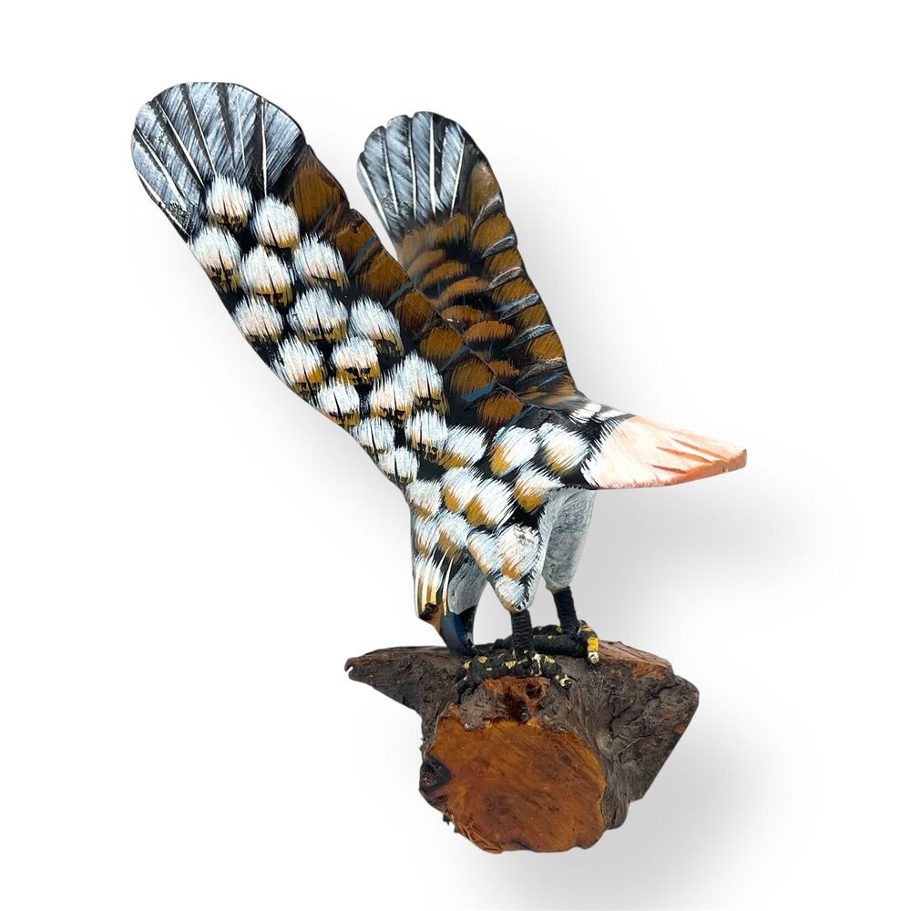Vintage Hand Carved Painted Wood Bird Figurine - Folk Art Raptor/Eagle Driftwood